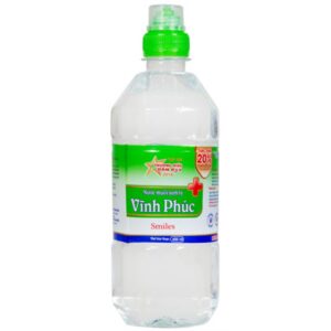 Nước muối Vĩnh Phúc Natriclorid 0.9% Smiles làm sạch răng, khử mùi hôi khoang miệng (600ml)